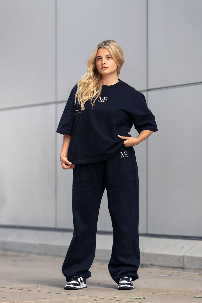 ManEmy Oversized Set Black — lookbook portrait, Berlin shoot